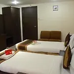 Oyo Rooms Parihar Chowk Aundh