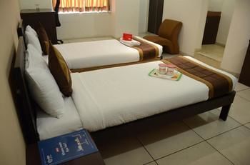 Hotel Oyo Parihar Chowk Aundh Pune